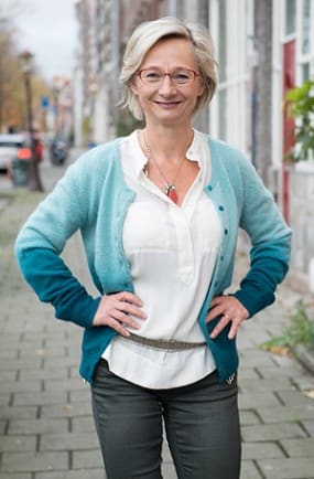 Portretfoto van Elisabeth Schlager in Amsterdam